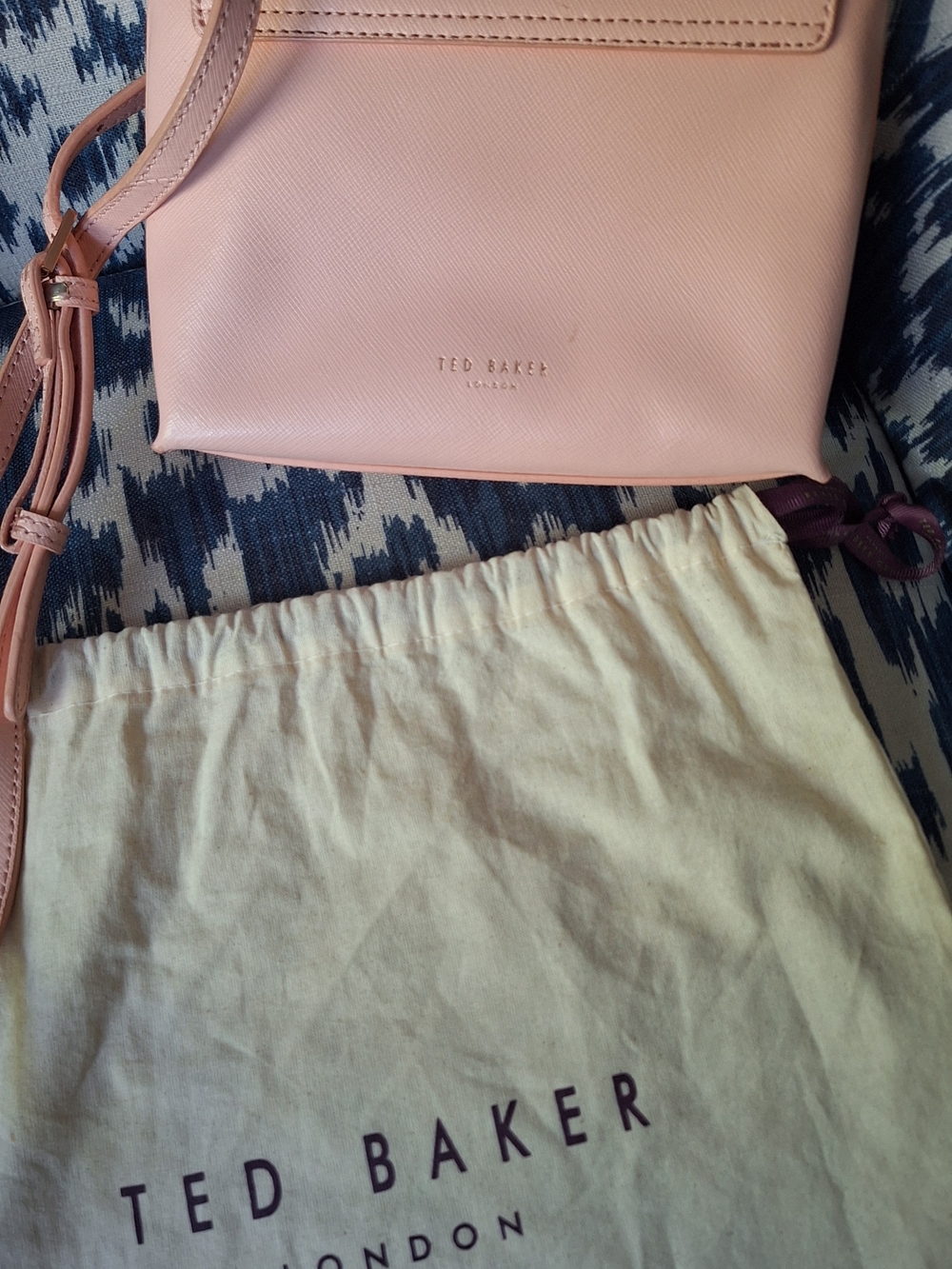 Ted Baker Pink Bow Crossbody Bag - Picture 4 of 7